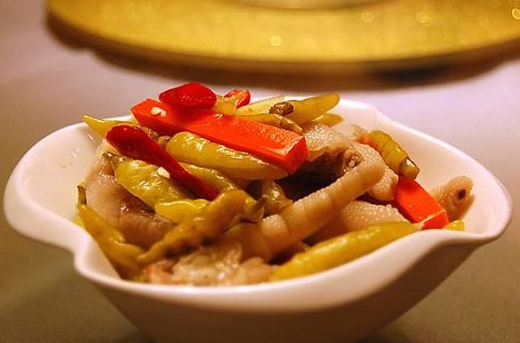 泡椒鳳爪一年賣出六個(gè)億，竟因品牌營銷！你信嗎？
